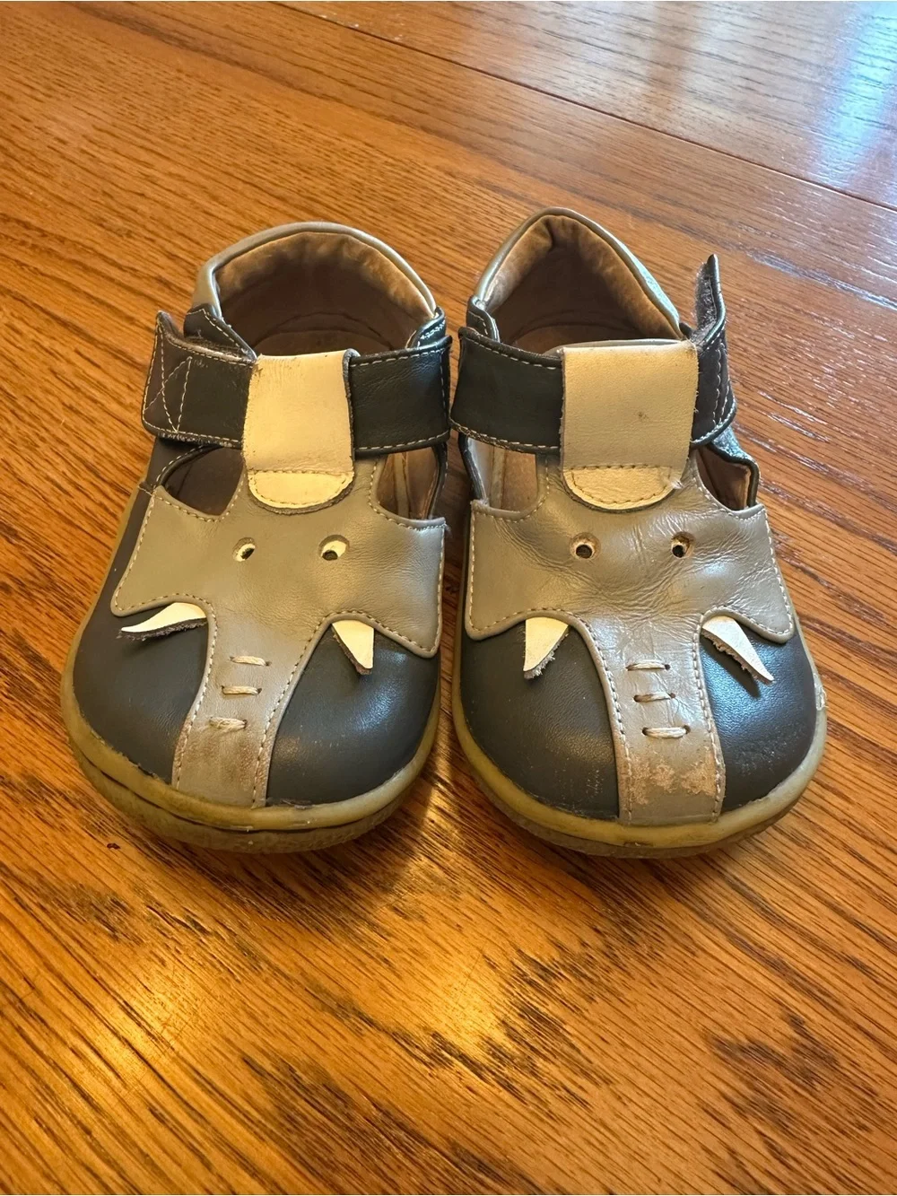 Livie & Luca Gray and Cream Elephant Accent Velcro Walkers
